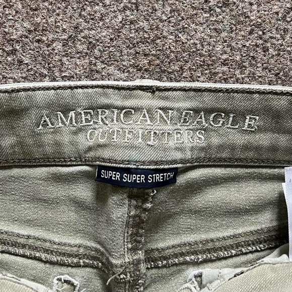 American Eagle Super Super Stretch Green Hi-Rise Shortie Shorts Women’s size 00 - Picture 3 of 7